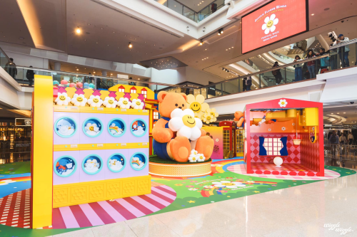 Festival Walk x wiggle wiggle Joyous Flower World